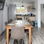 Kaze Maison Chaleureuse Evreux, Quartier Residentiel Saint Michel Dom wakacyjny Évreux
