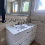 Kaze Maison Chaleureuse Evreux, Quartier Residentiel Saint Michel Holiday home Evreux
