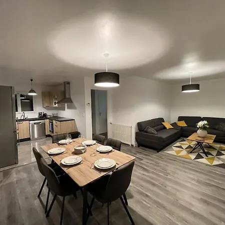 Kaze Maison Chaleureuse Evreux, Quartier Résidentiel Saint Michel Сasa de vacaciones Évreux